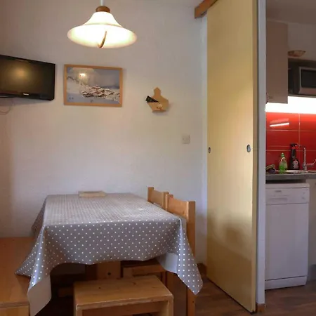 2 Pièces Proche Pistes à Montchavin - Fr-1-329-101
