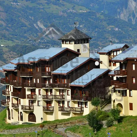 2 Pièces Proche Pistes à Montchavin - Fr-1-329-101 Appartement *